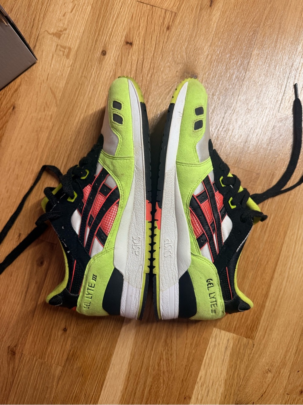 ASICS Mens Neon Green Black and Pink GEL-Lyte III Sneakers
